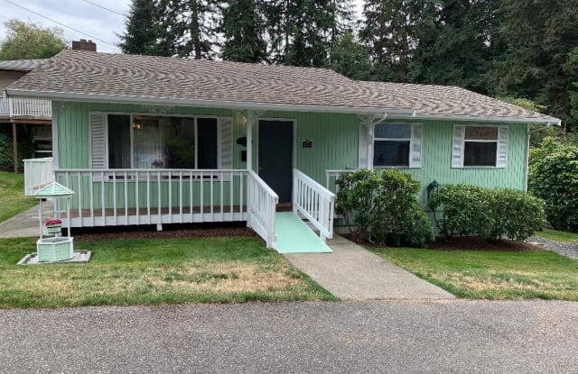 4836 Glenwood Ave - 4836 Glenwood Avenue, Everett, WA 98203