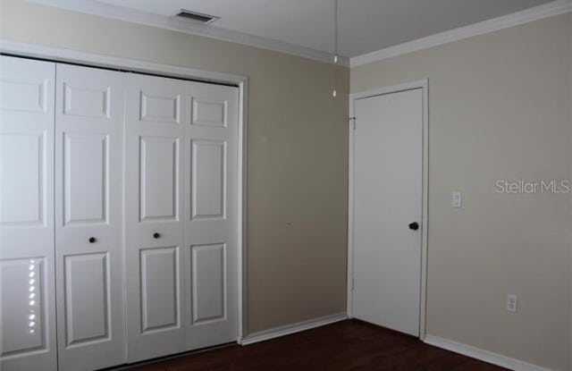 8605 CHAMPLAIN Court Gallery 4
