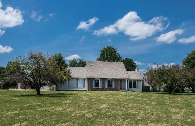 Dog Friendly Two Story with Fenced Yard! photos photos