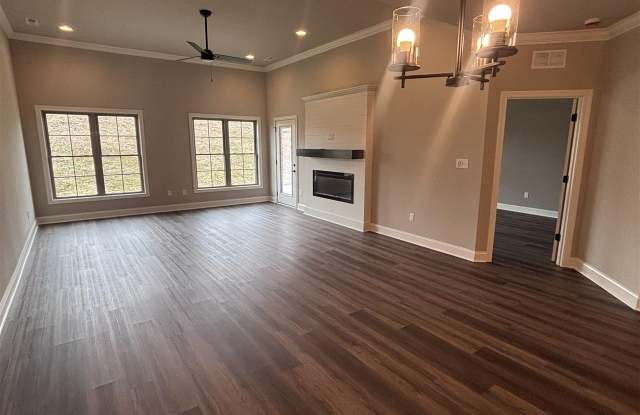 576 Cumberland Pointe Lane Gallery 4