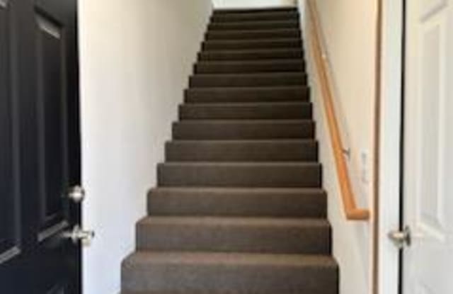 1425 Peterson Drive - 401 photos photos