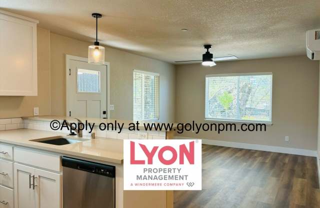 Stunning Modern New Construction 1 bedroom in Auburn! Owner pays ALL utilities!! Gallery 1