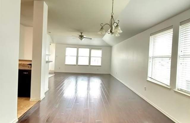 13216 Fencerow Road Gallery 2