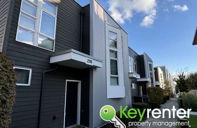 Dream Townhome in Tacoma, WA! - 2350 Yakima Court, Tacoma, WA 98405