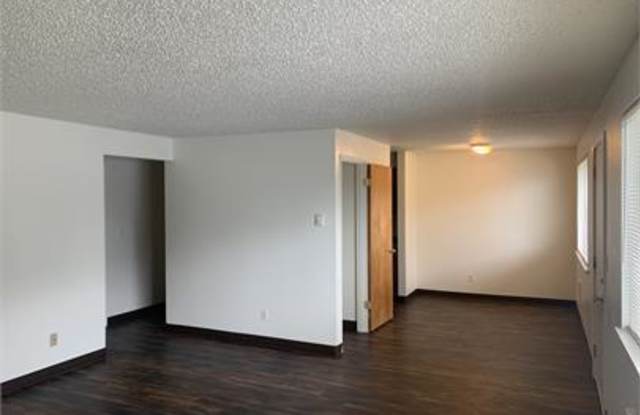 2329 Jefferson Street - 12 photos photos
