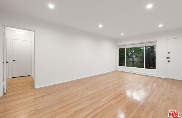 1208 N Crescent Heights Blvd - 1208 North Crescent Heights Boulevard, West Hollywood, CA 90046