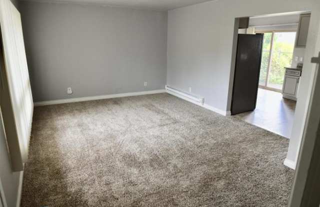 310 R Street Southeast - B Gallery 3