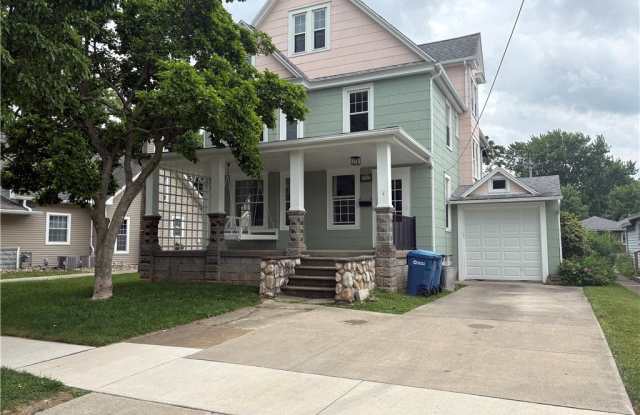 5821 South Street photos photos