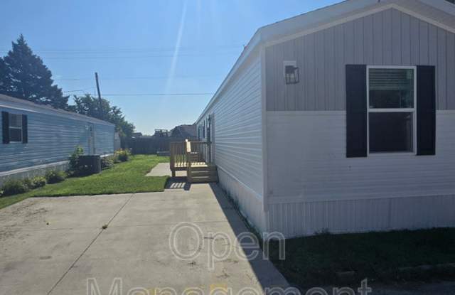 2301 Southwest Oralabor Road Gallery 1