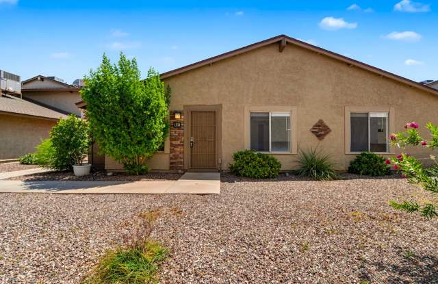 Well-Maintained 3-Bedroom Home Close to Shopping, Dining & Freeways! photos photos