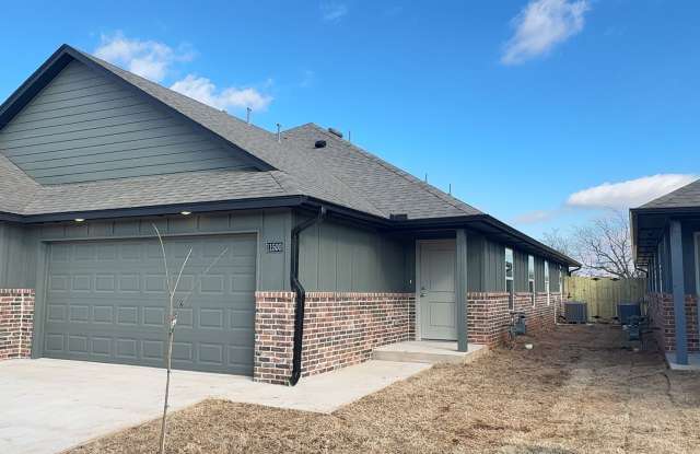 Welcome to Brand New Masonwood featuring this 3 Bedroom 2 Bath 2 Car Garage Duplex in a Great location close to the Broadway Extension and only 8 minutes from downtown OKC photos photos