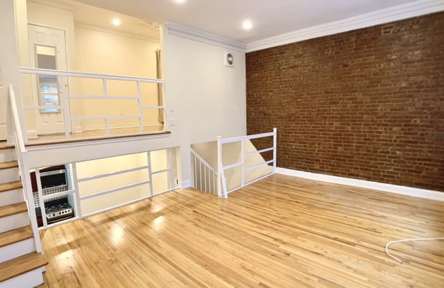 264 West 77th Street - 264 W 77th St, New York City, NY 10024