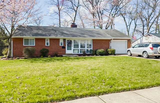 Immaculately Renovated 3 Bedroom 1.5 Bathroom Brick Home In Fantastic North Springfield photos photos