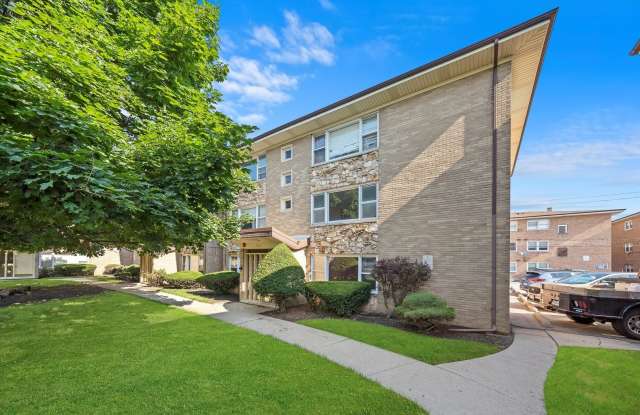 3176 W Meadow Lane Drive - 3176 West Meadow Lane Drive, Merrionette Park, IL 60803