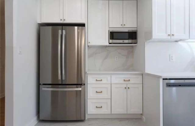415 Ocean Pkwy Apt 1C photos photos