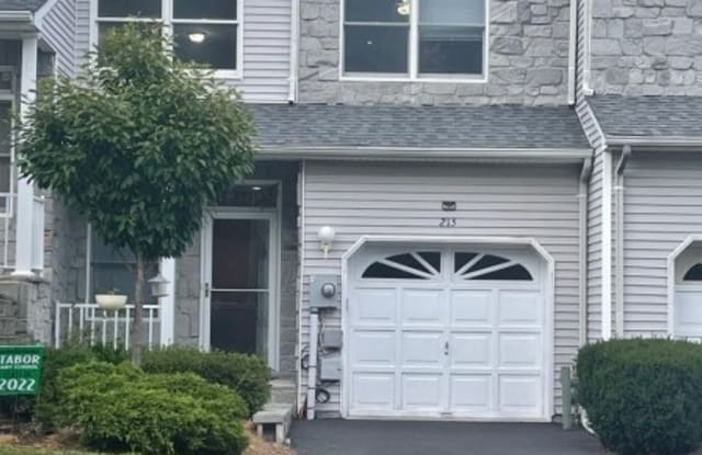 215 Summerhill Dr - 215 Summerhill Drive, Parsippany-Troy Hills, NJ 07950