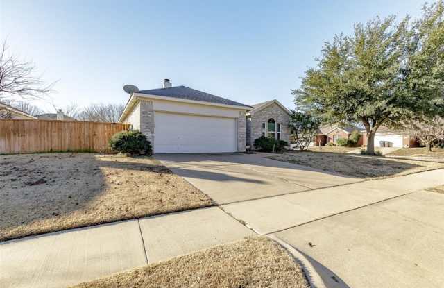3400 Lasso Road - 3400 Lasso Road, Fort Worth, TX 76262
