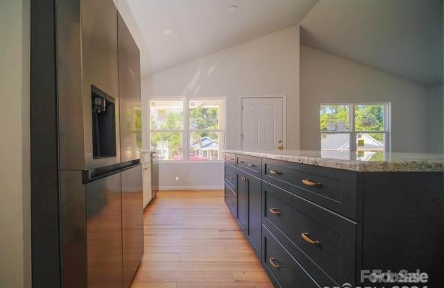 3420 Mable Hubbard Drive Gallery 3