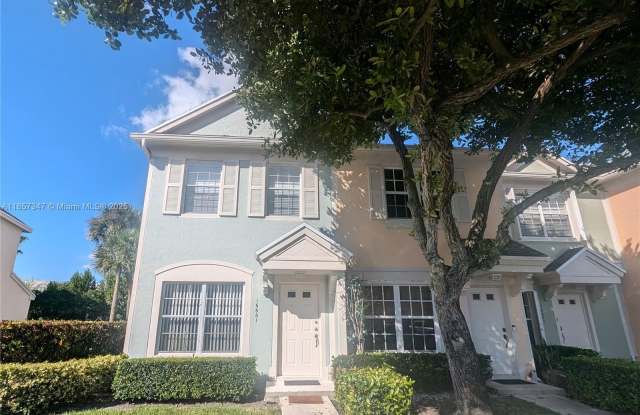 16661 Hemingway Dr photos photos