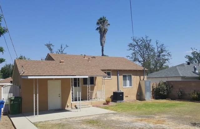 17468 Tiara Street Gallery 3
