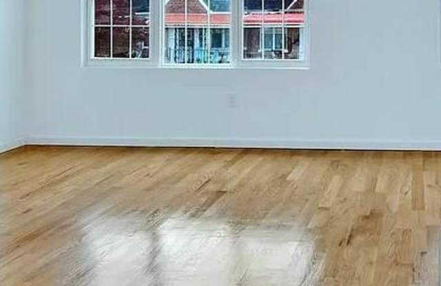 4052 Baychester Avenue Gallery 2