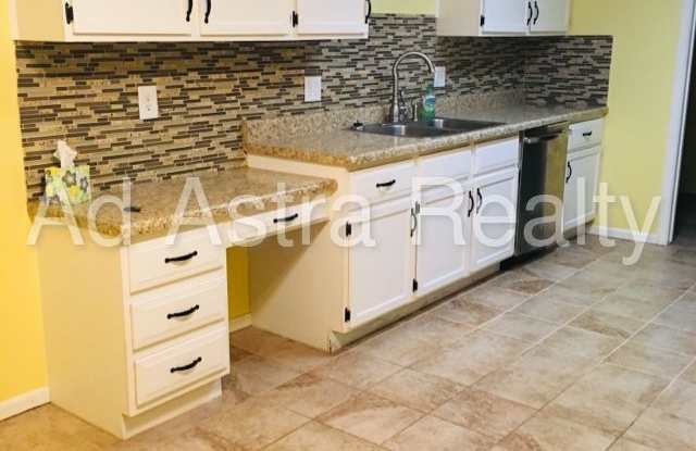 1828 East 151st Terrace Gallery 3