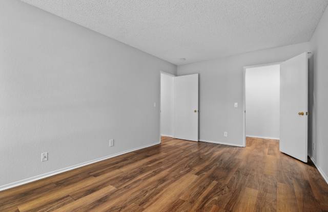 Mariner's Cove Apartments Gallery 3