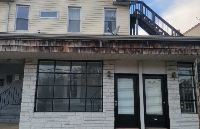 317 East Broad Street - Store Front Gallery 1