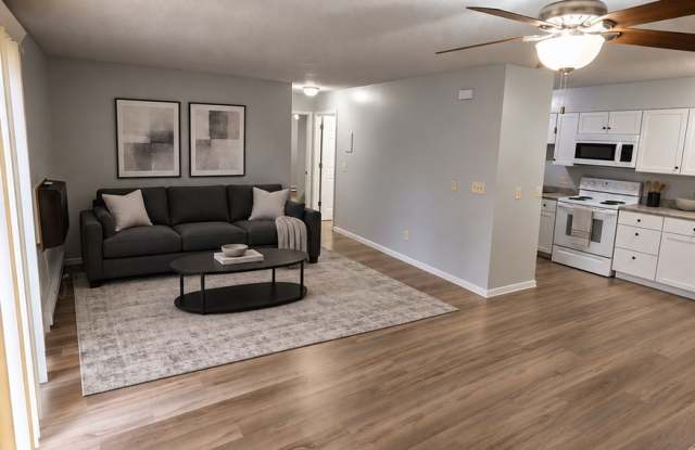 2 Bedroom Apartment at Whitewater Commons in St Charles Gallery 1