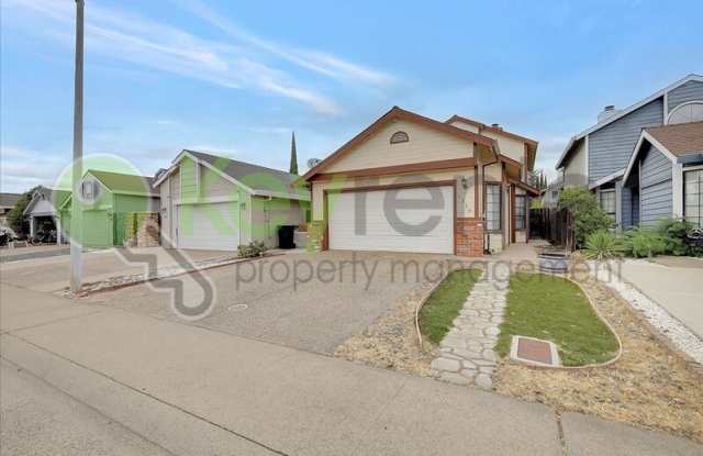 1320 Hidalgo Cir photos photos