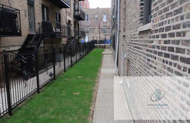 1311 N Bosworth photos photos