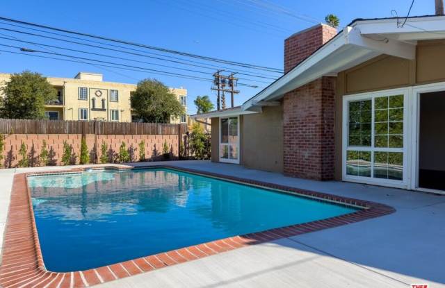 6763 Lurline Ave photos photos