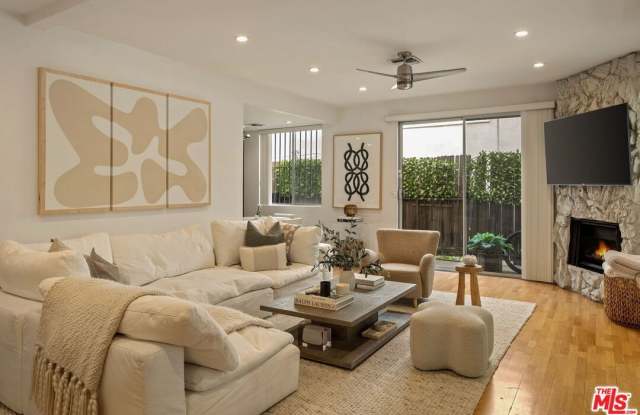 1338 Harvard St photos photos