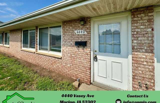 4420-4490 Vasey Ave Gallery 1