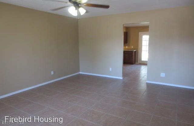 7314 W Cheryl Drive Gallery 4