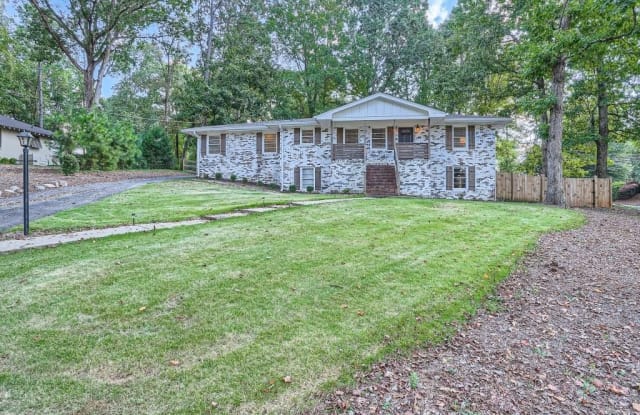 3581 Sherwood Road SE - 3581 South Sherwood Road Southeast, Smyrna, GA 30082