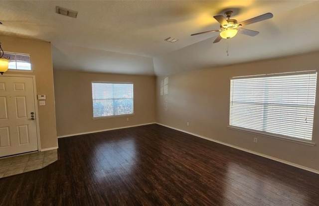 1017 Pebblecreek Drive Gallery 2
