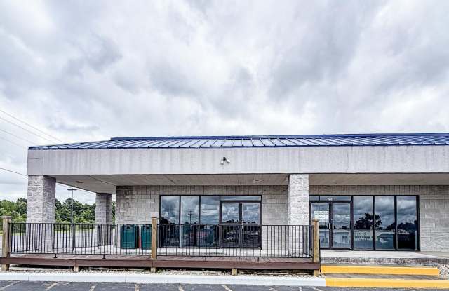 206 Outlet Ave photos photos