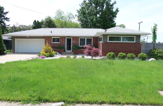 929 Kenmoor Avenue Southeast photos photos
