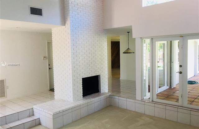 10524 SW 132 COURT Gallery 2