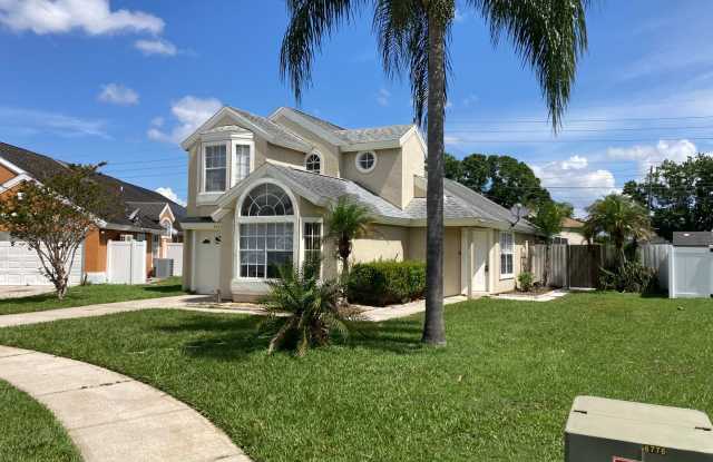 3-Bedroom Pool Home in Bay Pointe – Kissimmee - 2508 Davenport Circle, Osceola County, FL 34746