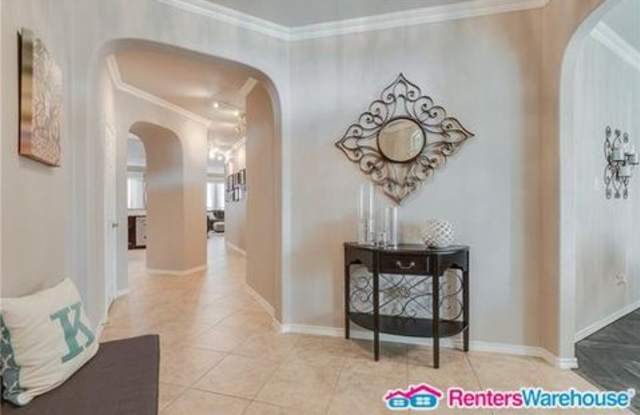 6901 Muirfield Drive Gallery 4