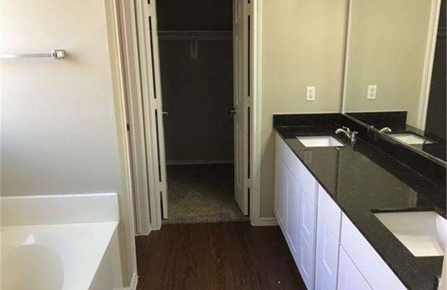 5823 Silver Sage Lane Gallery 4