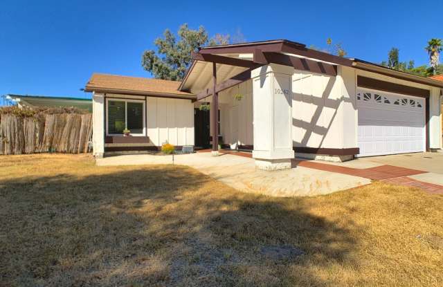 Beautiful Charming 1- Story Home - 10242 Challenge Boulevard, Casa de Oro-Mount Helix, CA 91941