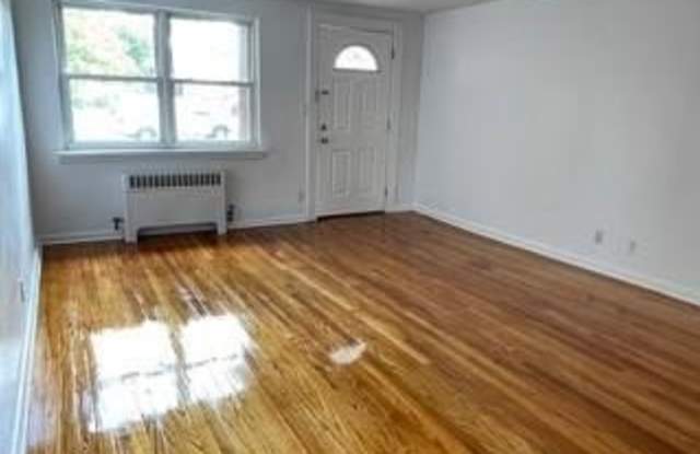441 Lawn Avenue Gallery 3