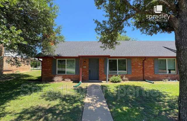 705 Apache Dr photos photos