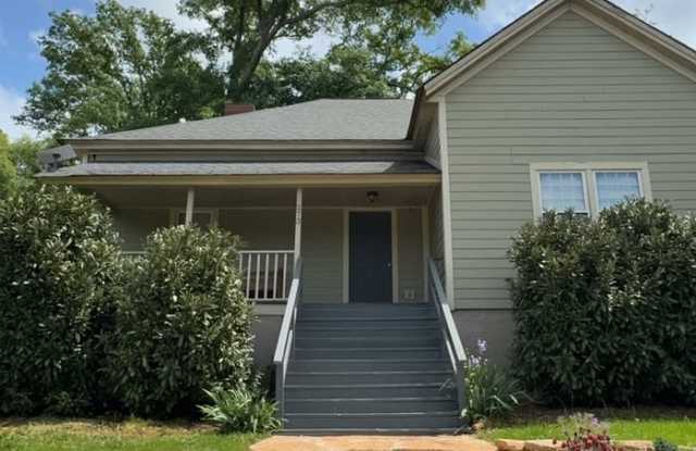 273 East Blue Ridge Street - 273 East Blue Ridge Street, Pendleton, SC 29670