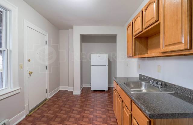 451-455 Edgewood St / Mancora Apartments, LLC Gallery 1