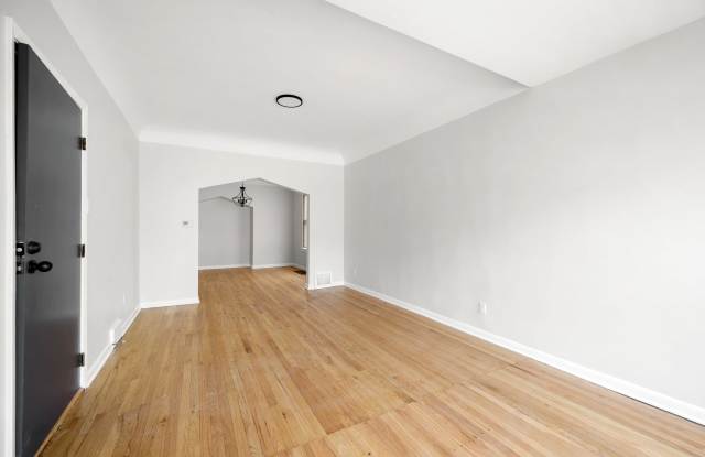 4849 West Hutchinson Street - 1 Gallery 2