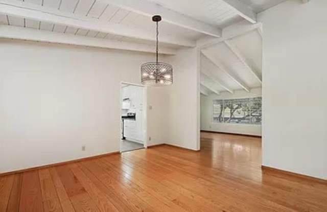 642 2nd St. E Gallery 2